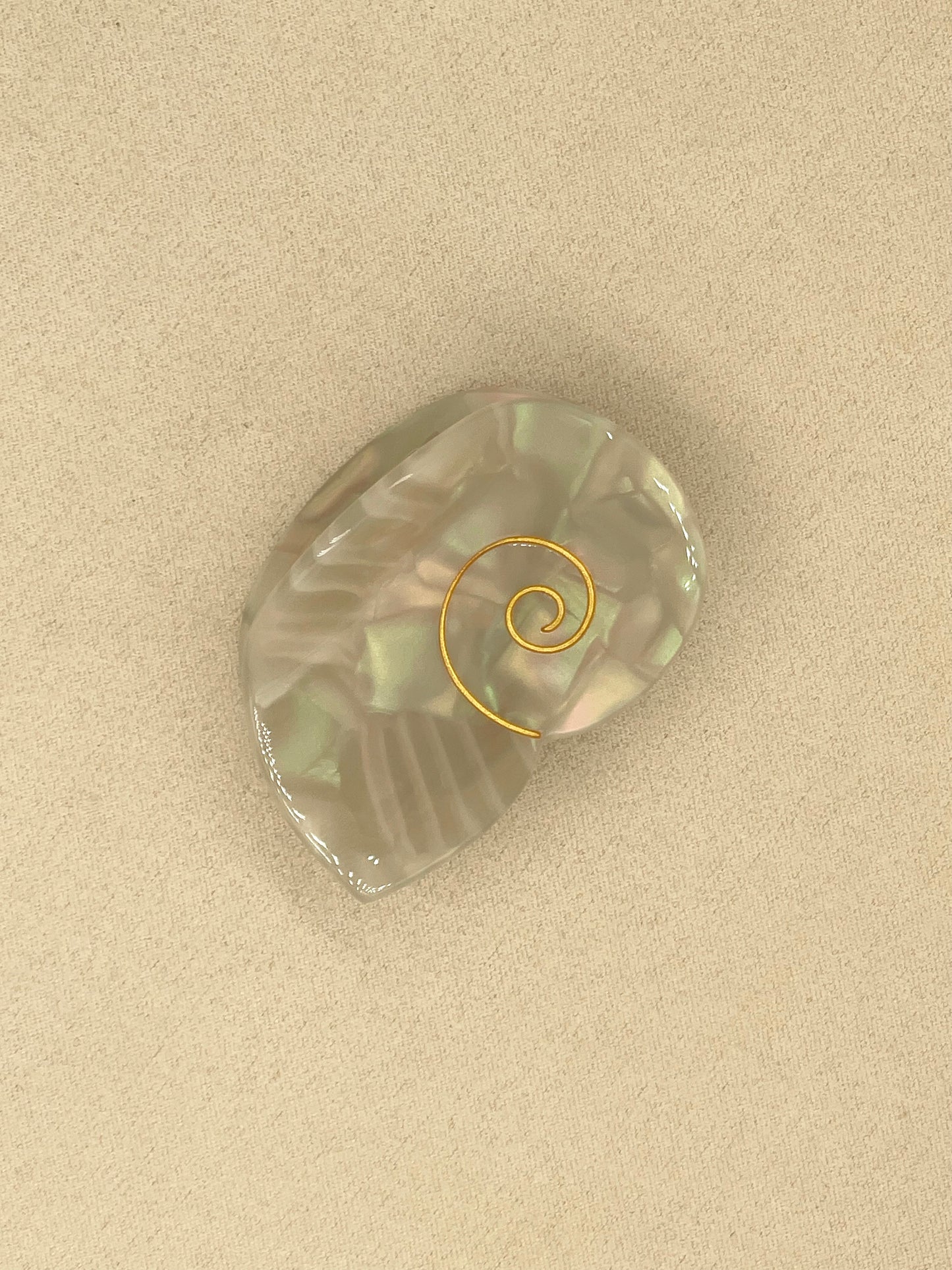 Winona Irene Siren Sea Shell Mini Hair Claw