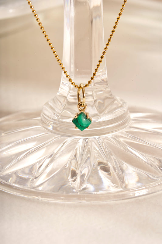 Mav Single Stone Pendant in Malachite