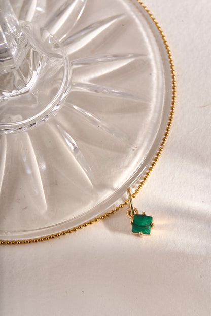 Mav Single Stone Pendant in Malachite