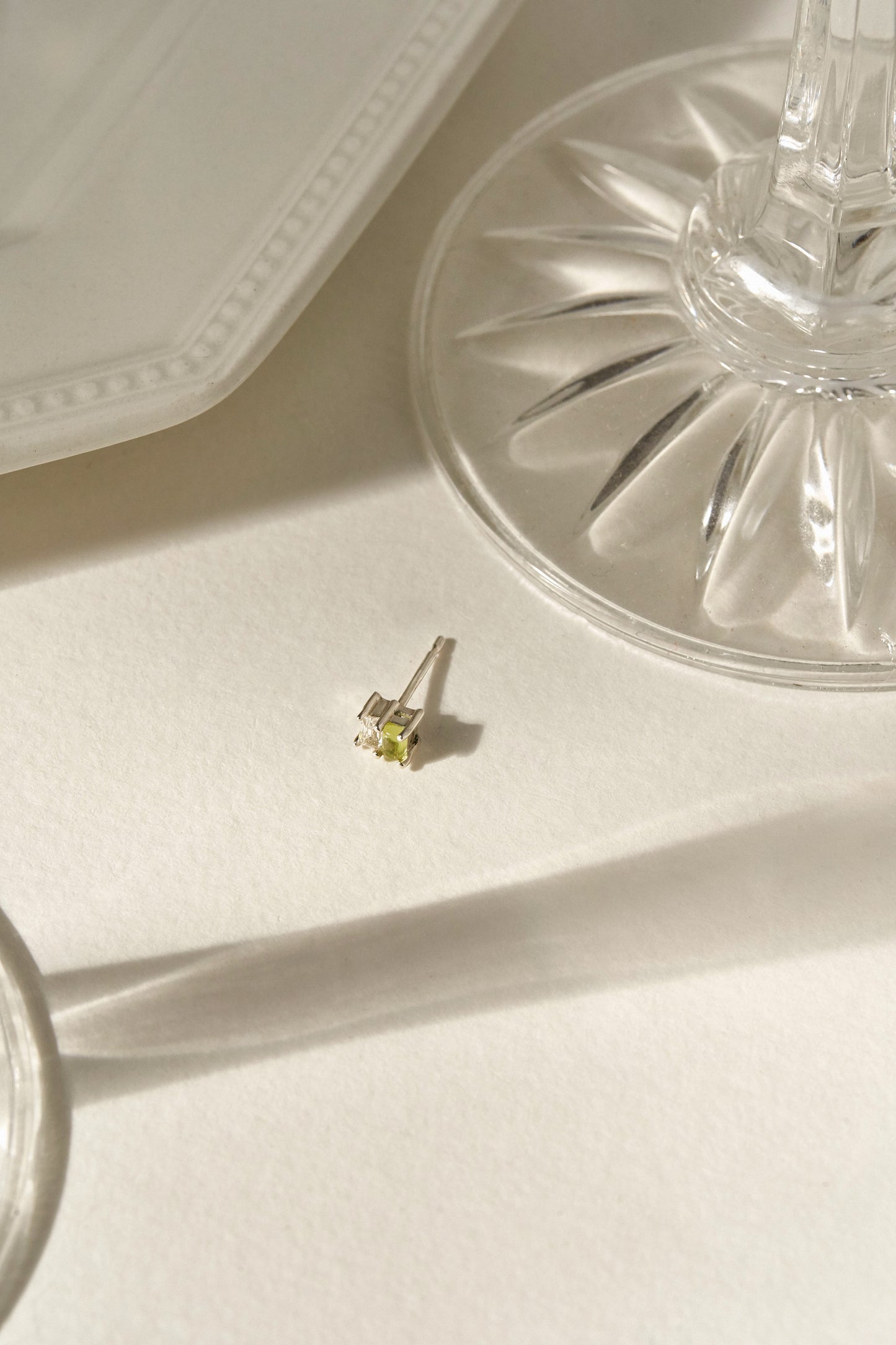 Coco Duo Stone Earring in Peridot & White Topaz